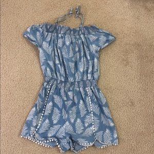 off the shoulder outfit